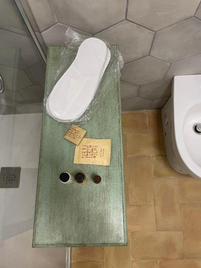 グッビオCasa La Rosaアパートメント エクステリア 写真