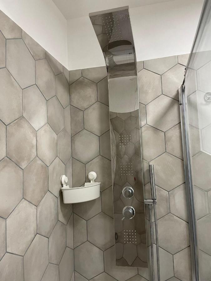 グッビオCasa La Rosaアパートメント エクステリア 写真