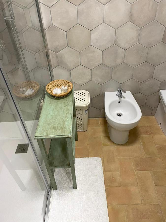グッビオCasa La Rosaアパートメント エクステリア 写真
